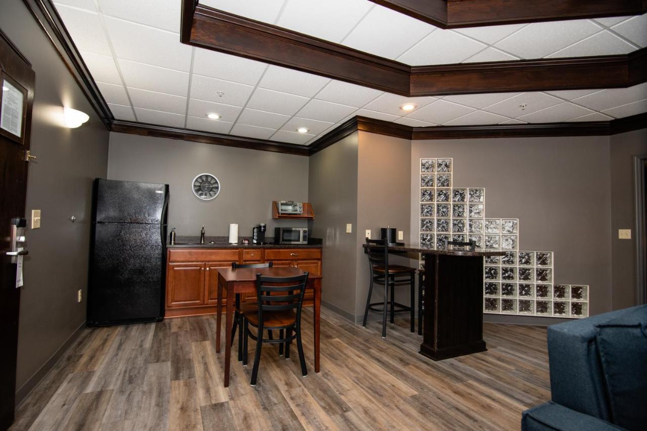 Best Western Plus Plattsburgh Ngoại thất bức ảnh