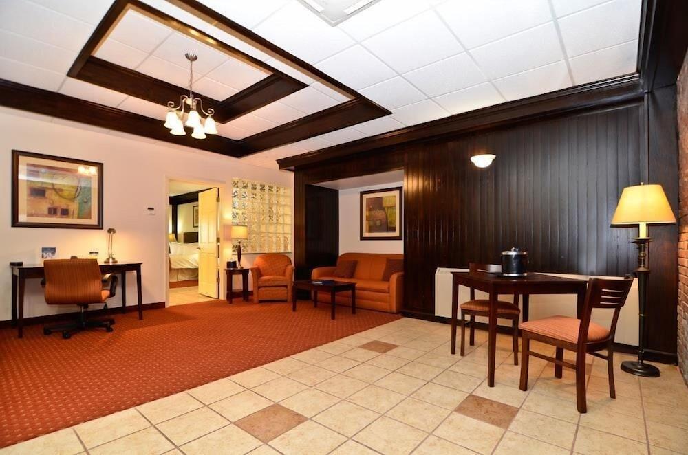 Best Western Plus Plattsburgh Ngoại thất bức ảnh